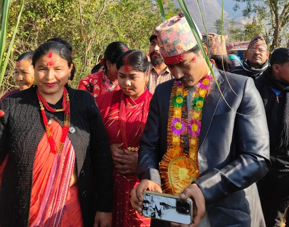 saugat malla and benisha hamal (1)